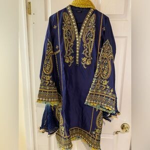 Kurta with chunri dupatta